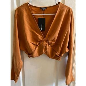 Fashion Nova long sleeve crop top